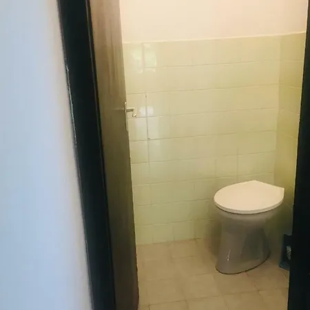 Uszo Apartman Апартаменты Балатонлелле